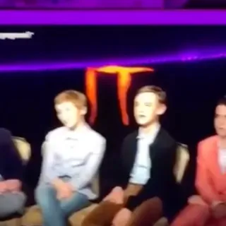 Kiss pennywise on the mouth 